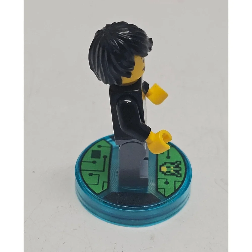 LEGO Dimensions Midway Arcade Gamer Kid Minifigure Toy Tag 71235
